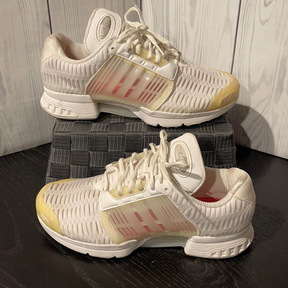 Men’s Sz. 9 Adidas Climacool